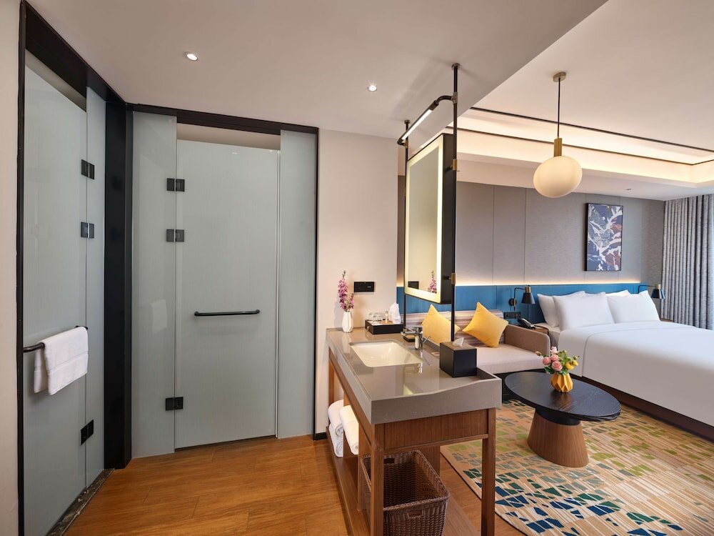 Фото Hilton Garden Inn Jinzhou Central Street