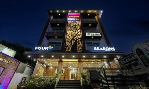 Treebo Trend Four Seasons