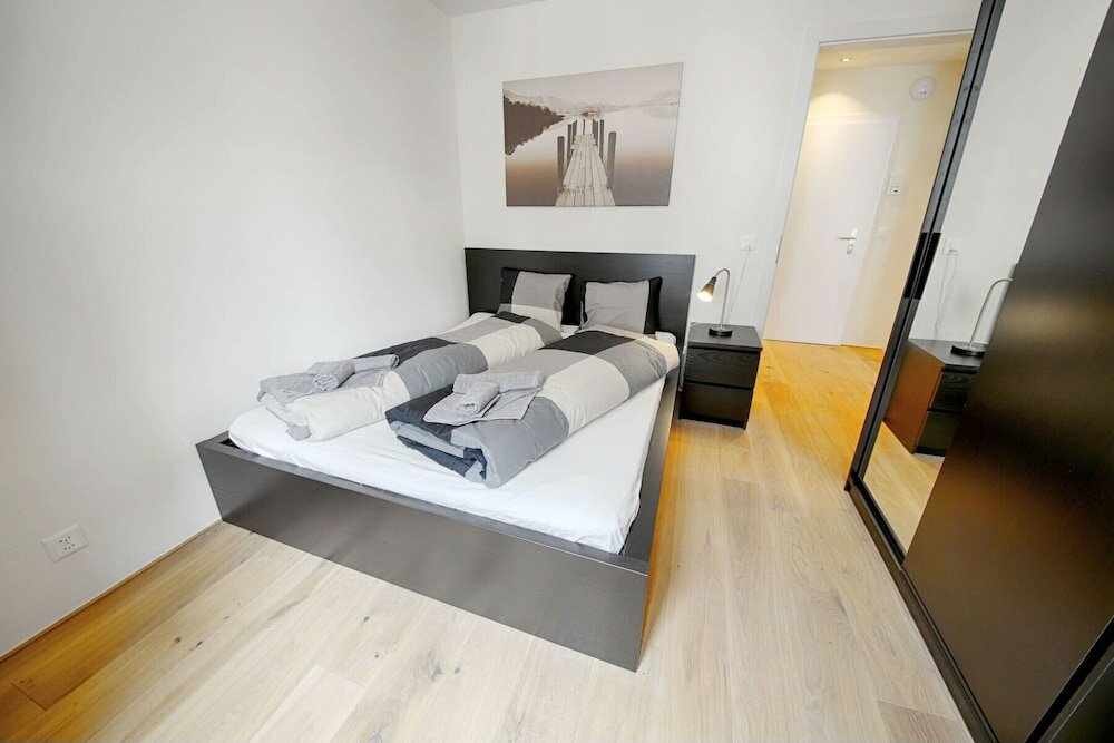 Фото Hitrental City Apartments