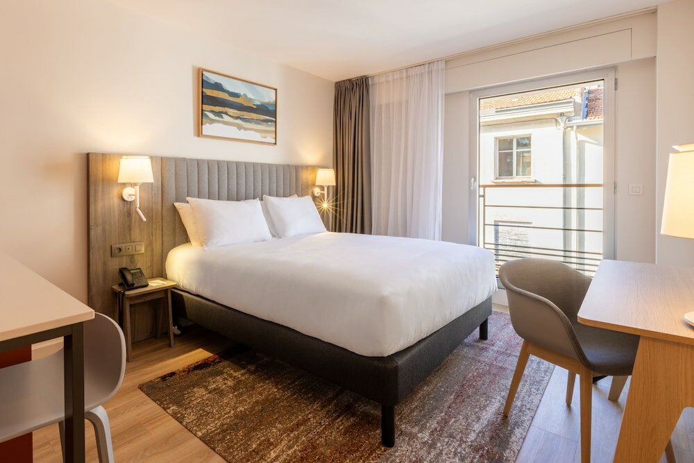 Фото Staybridge Suites Cannes Centre by IHG