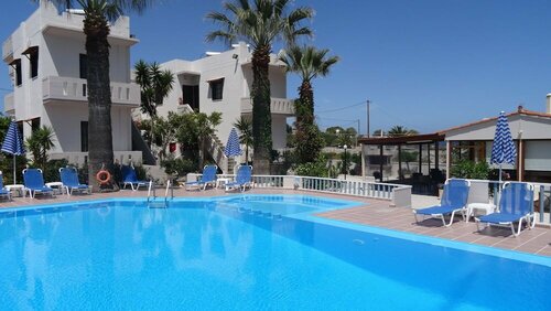 Гостиница Cathrin Suites в Ставросе