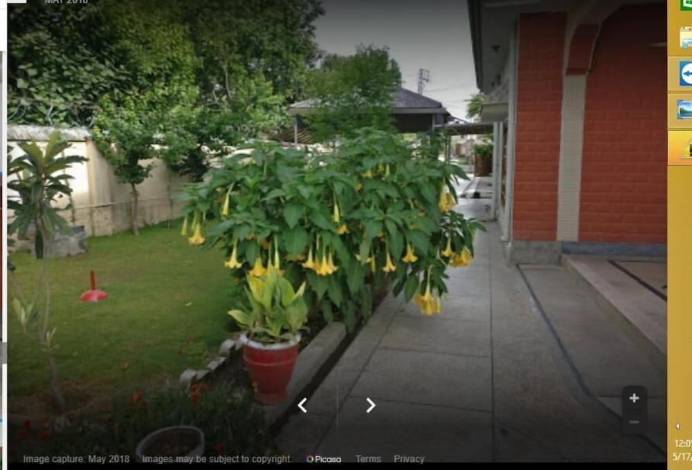 Фото Pak Palace Guest House Abbottabad