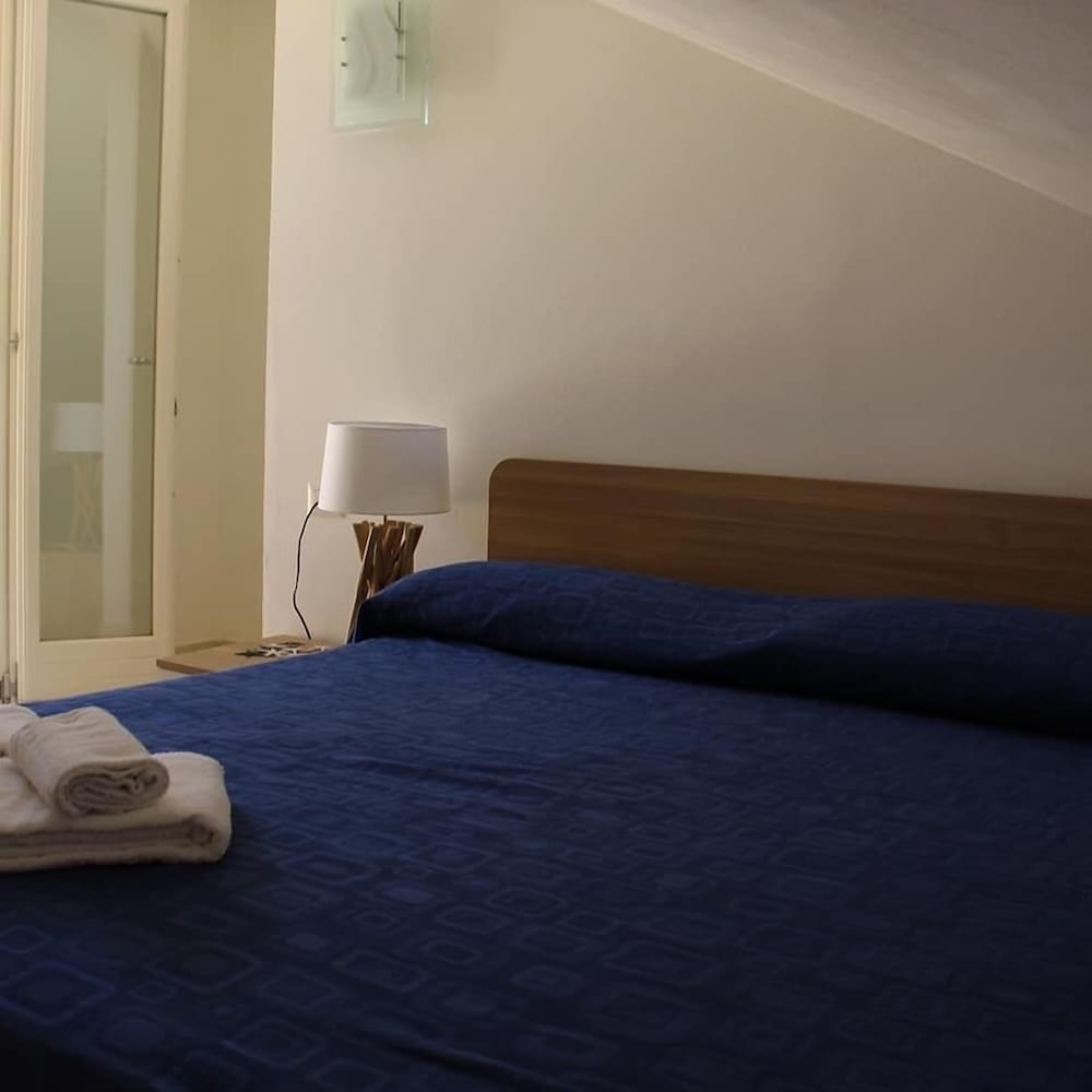 Фото Poseidon Swim & Restaurant Aparthotel