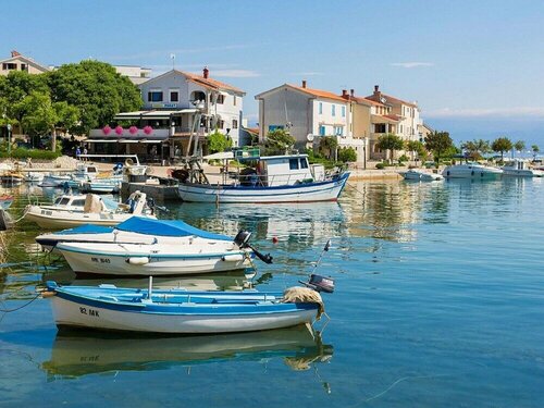 Гостиница Pleasant Apartment in Vantacici Amid the Sea