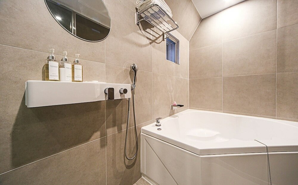 Фото Hotel Button