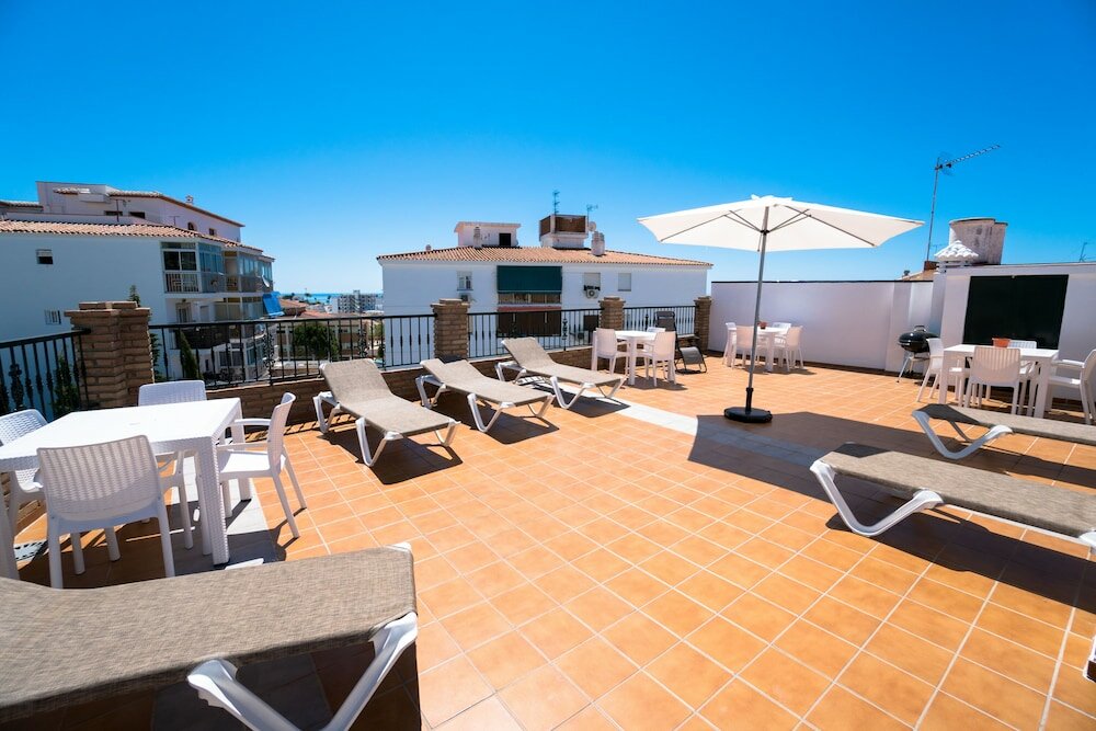 Фото Apartamentos Turísticos Manuel Martín