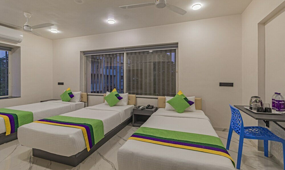 Фото Treebo Trend Atithi Comforts inn