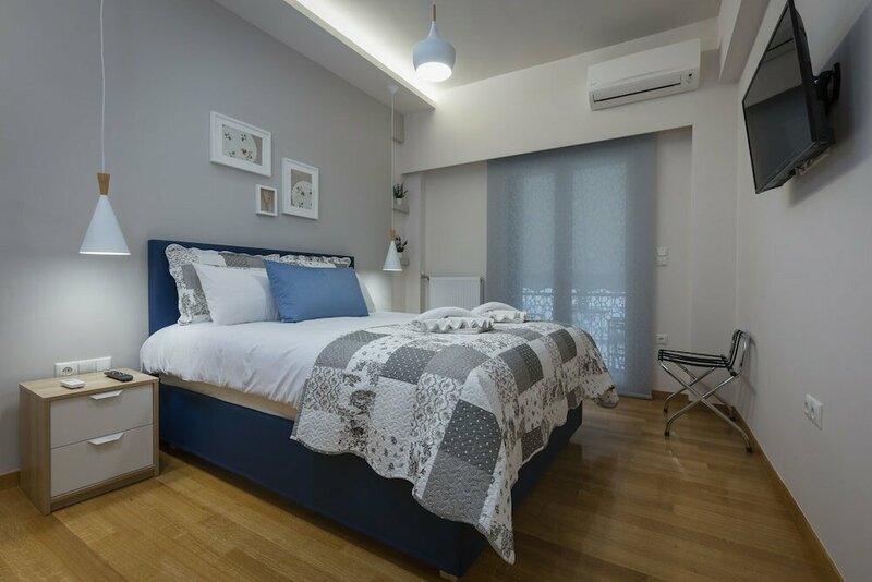 Гостиница 57m² Koukaki Luxury Flat next to Acropolis & Metro в Афинах