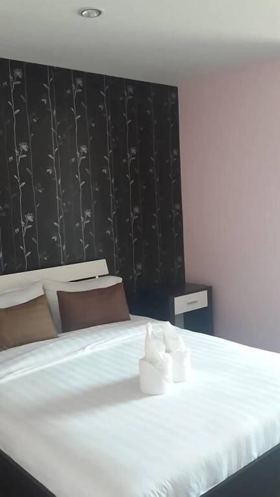 Фото Nalin Place Ranong