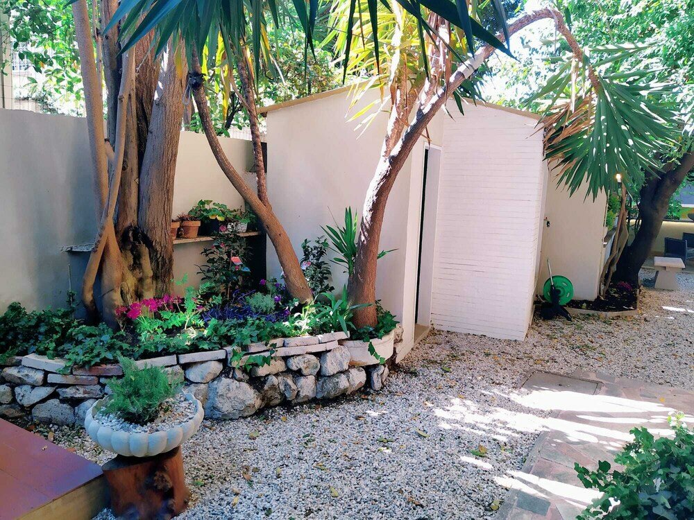 Фото Garden House - Luxury Guest House