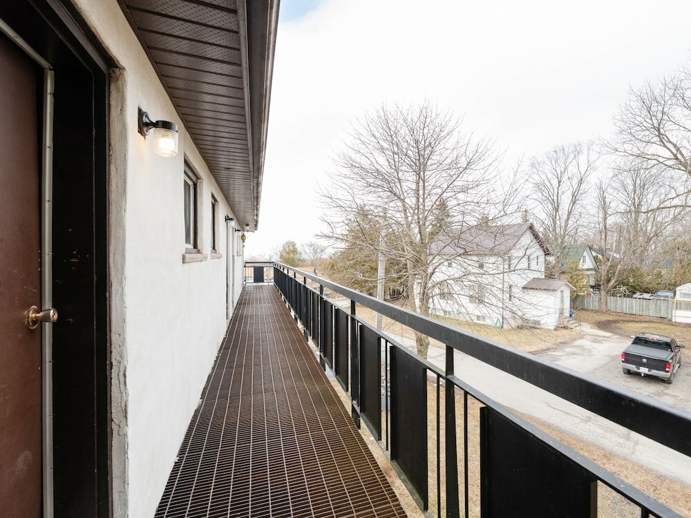 Фото Hotel Beaverton On - Lake Simcoe