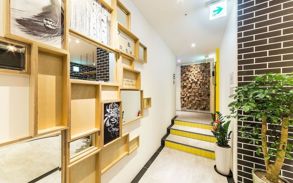 Фото Anyang Beomgye Byeol Hotel