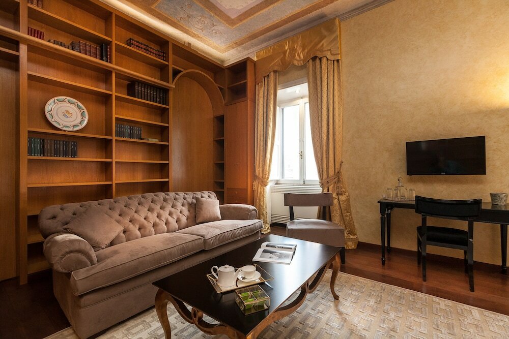 Фото Prestigious Apartment Piazza Navona