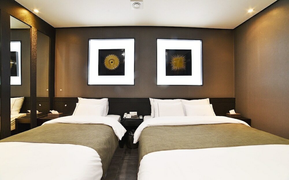 Фото Yeosu Hotel Zava