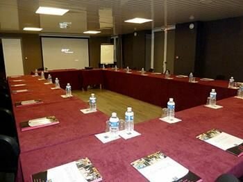 Фото The Originals City, Hôtel La Terrasse, Tours Nord