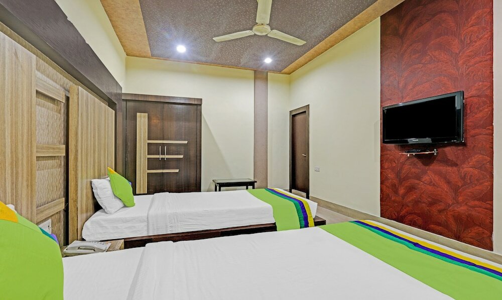 Фото Treebo Trend Apollo