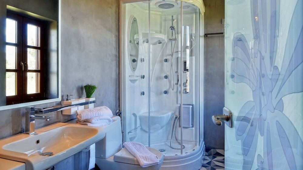 Фото Dilofo Hotel Luxury Suites