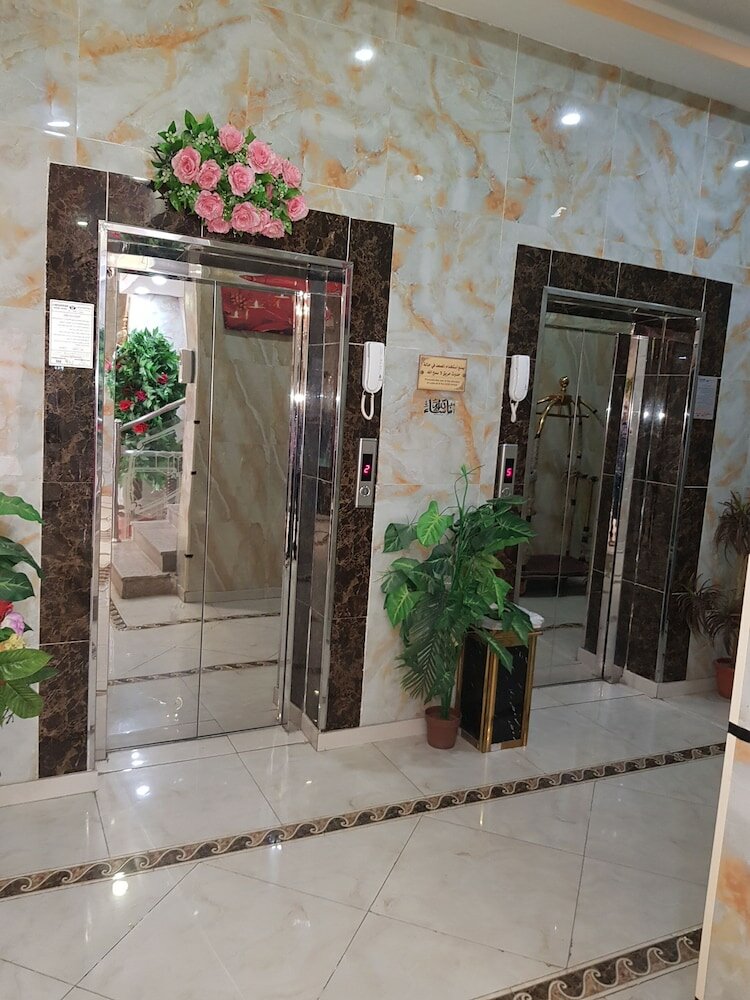 Фото Qanadil Al Raha Hotel Apartments