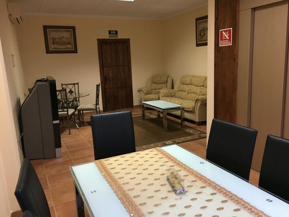 Фото Hostal Mesón Arboleas