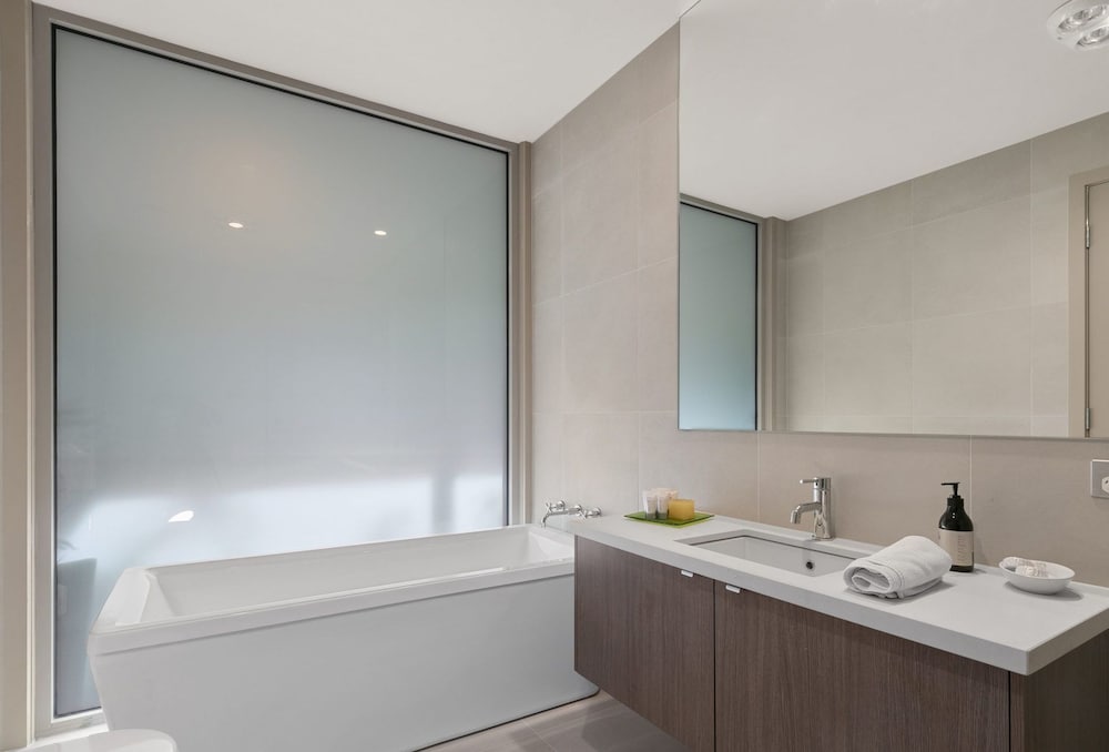 Фото Grossard Point The Lighthouse Ventnor