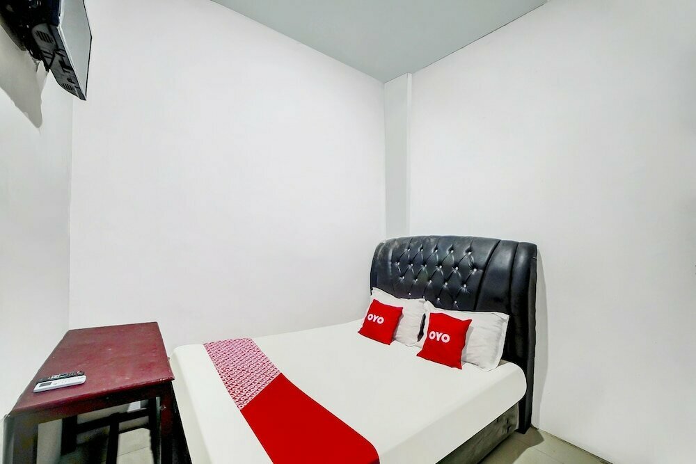 Hotel Oyo 91224 Brayan Guest House, Medan, photo