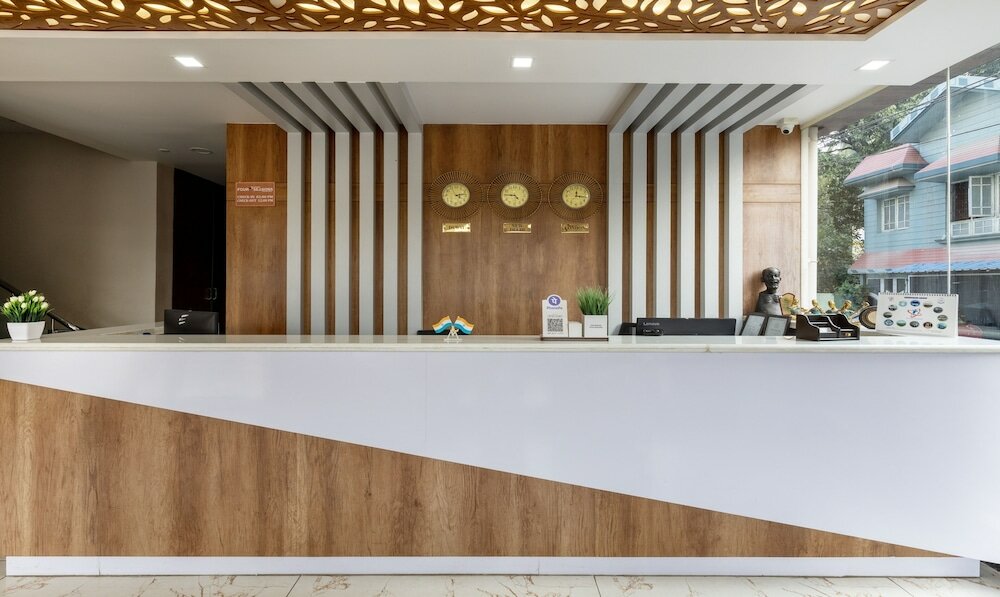 Фото Treebo Trend Four Seasons