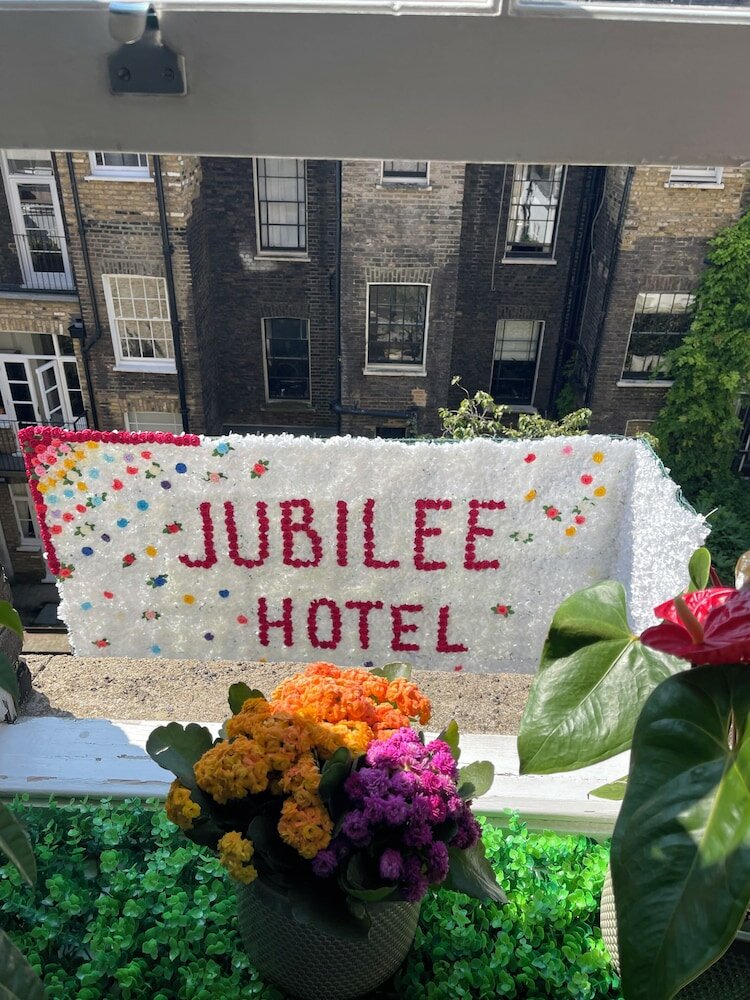 Фото Jubilee Hotel Victoria