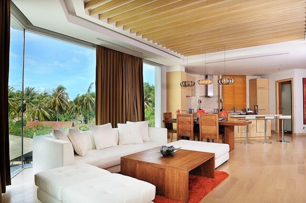 Фото Beachfront Phuket