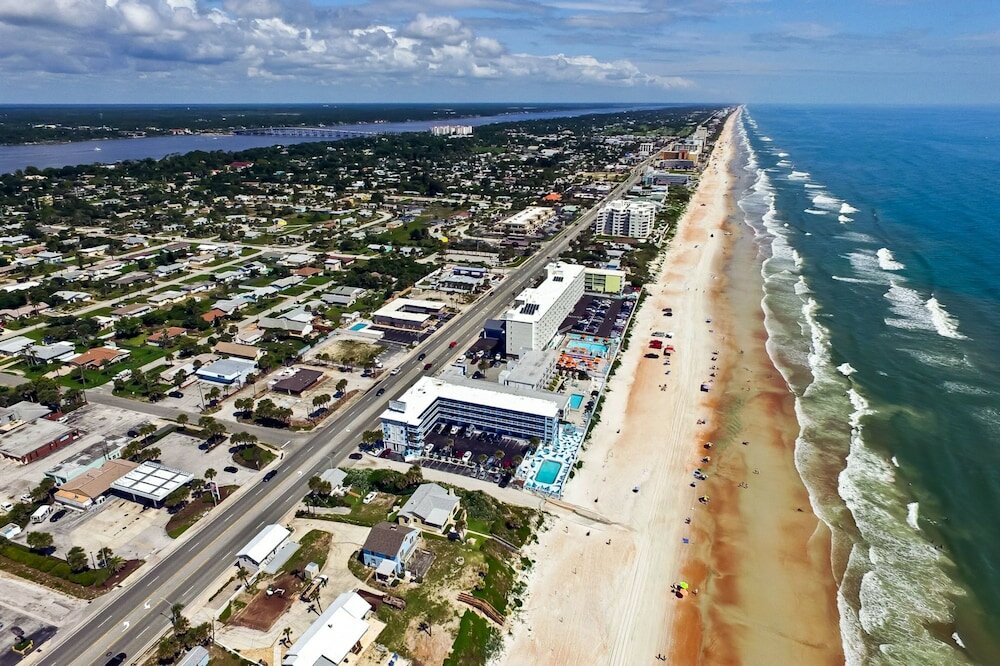 Фото Chateau Mar Beach Resort