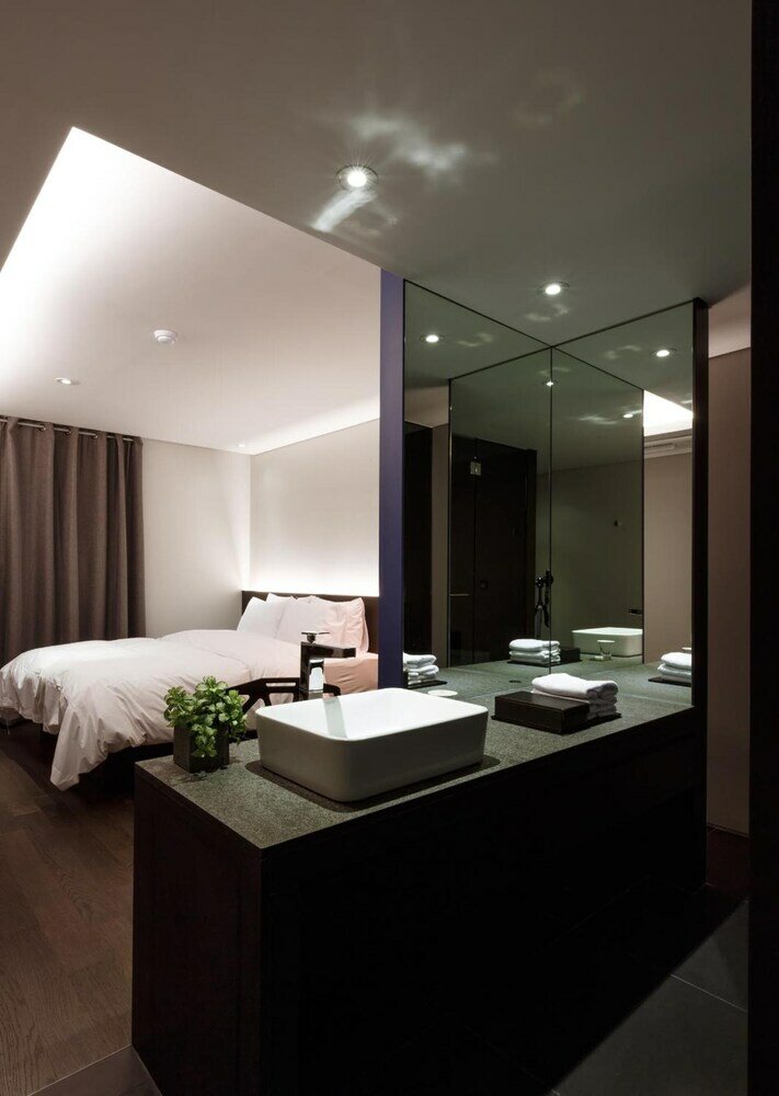 Фото H Hotel Seocho