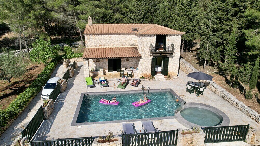 Фото Aresti Mountain Resort