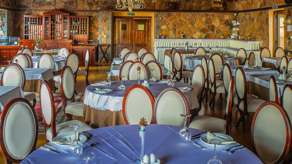 Фото Hotel Kaimak Inn