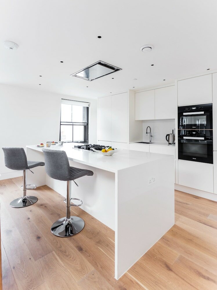 Фото Greek Street Penthouse