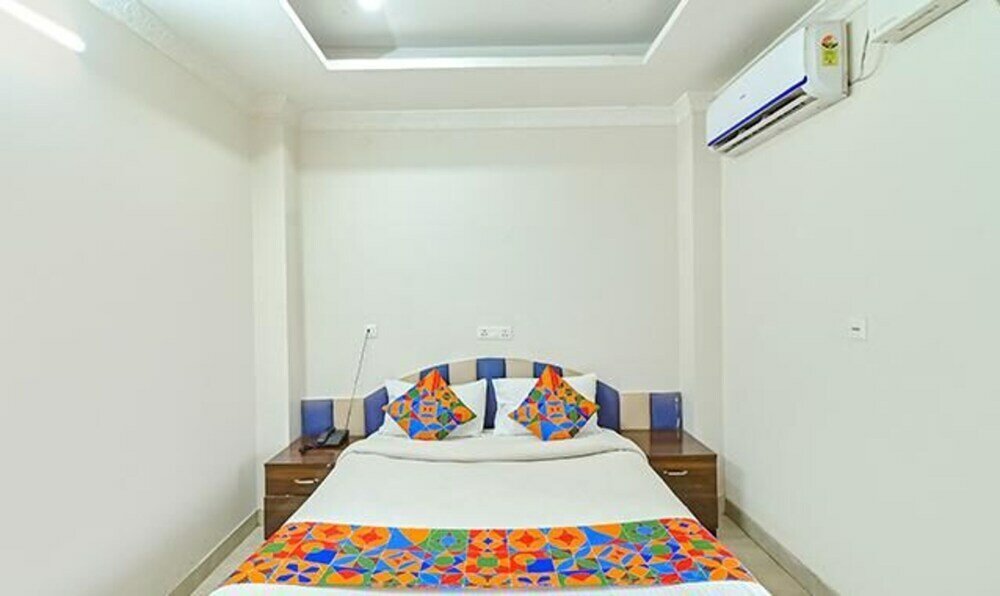 Фото Fabhotel Gns Suites