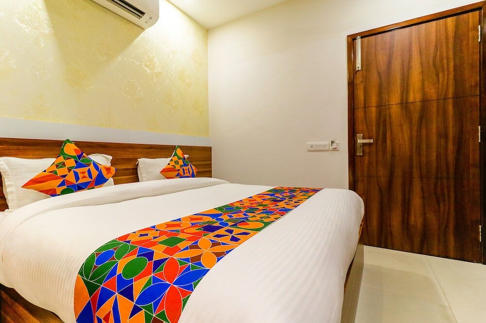Фото FabHotel Golden Velvet