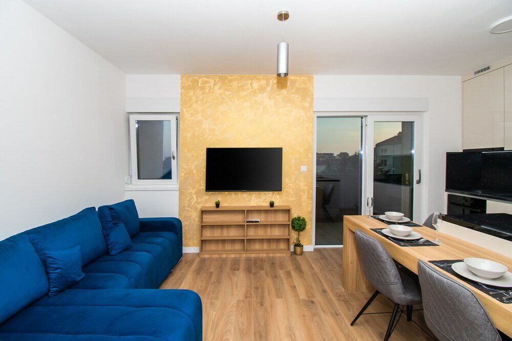 Фото Apartments Luxury Golden Suites