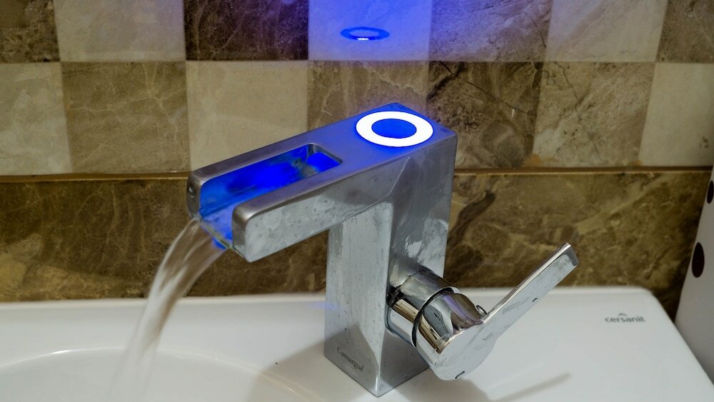 Фото Metro Apartment