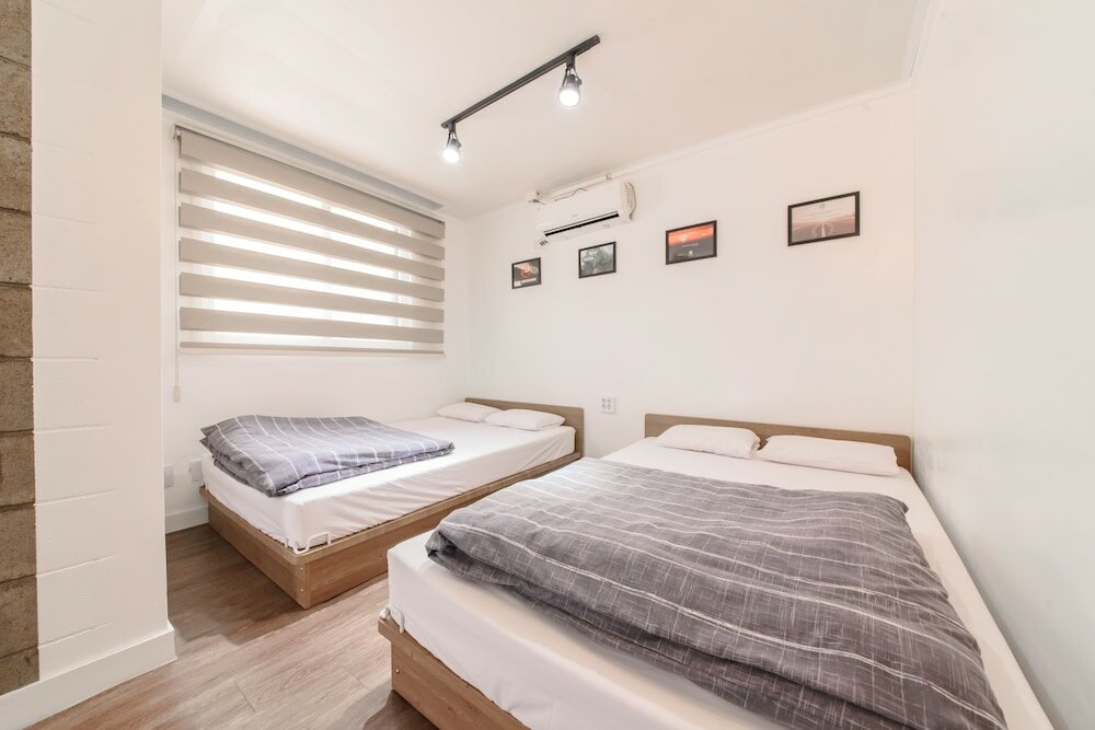 Фото Itaewon Yellow Guesthouse