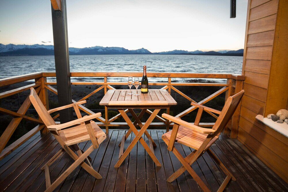 Фото Blue Parts - Nahuel Superior 1p In Front of the Lake