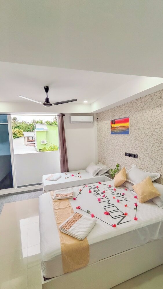 Фото Sunset Garden