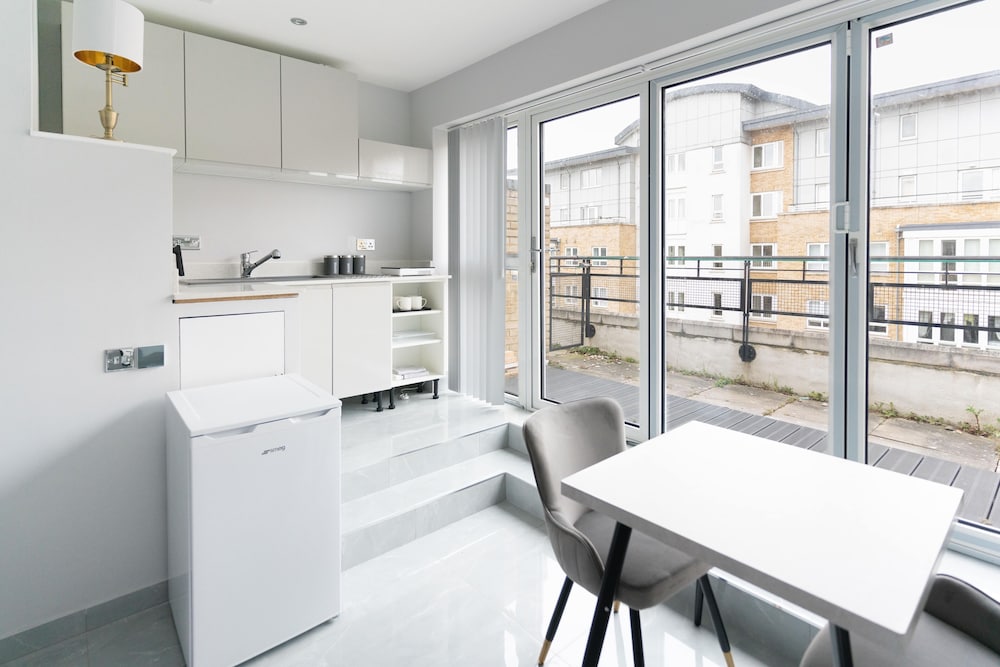 Фото Luxury 5bd Guesthouse