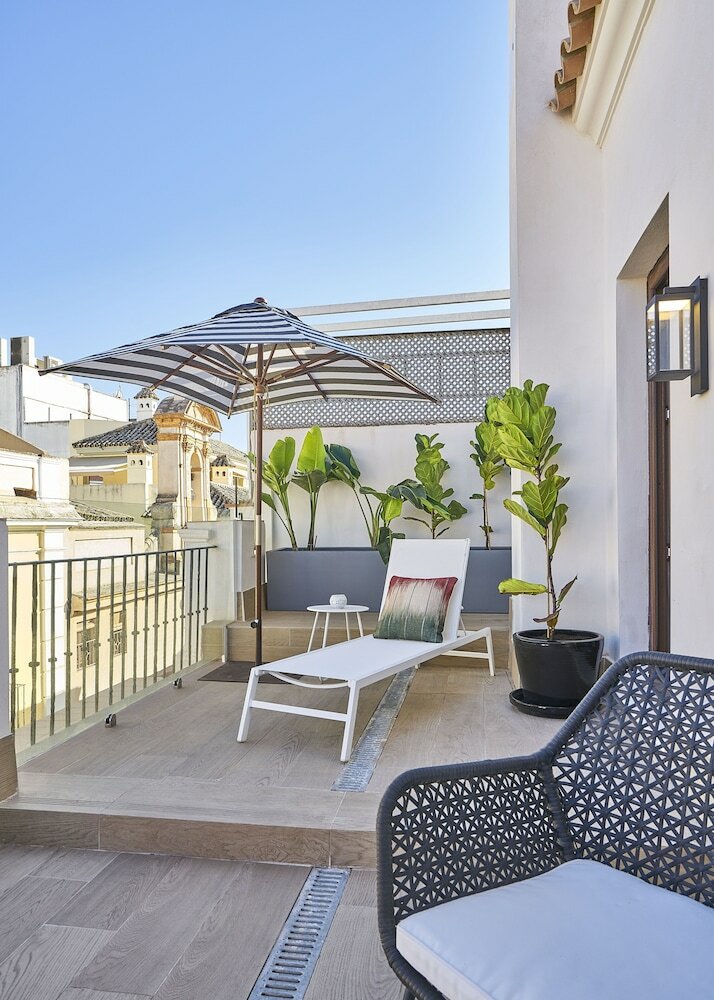 Фото Vincci Molviedro Suites Apartments