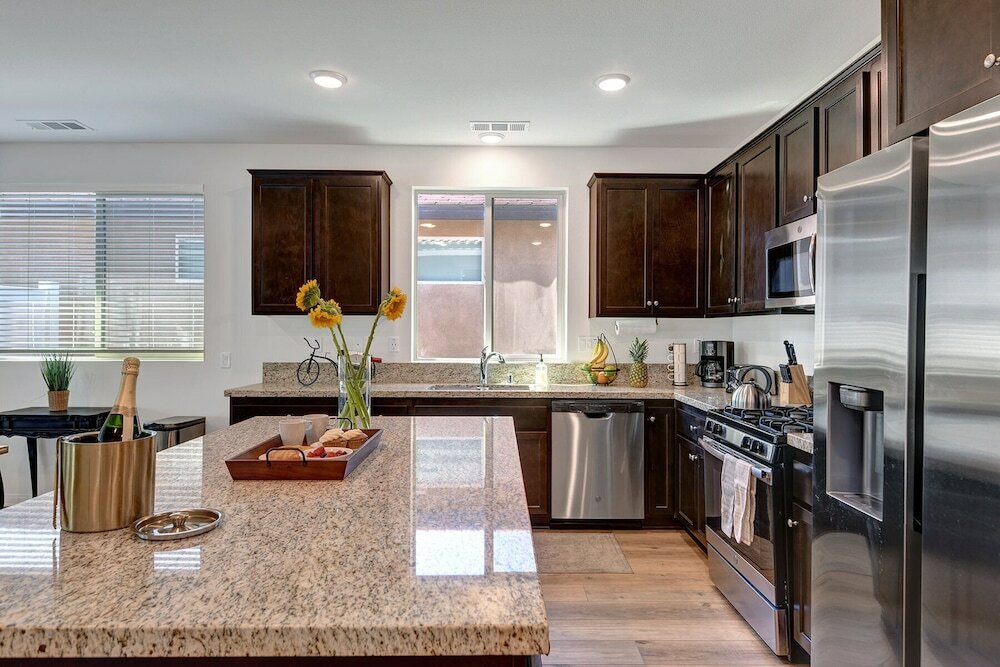 Фото The Gryffin