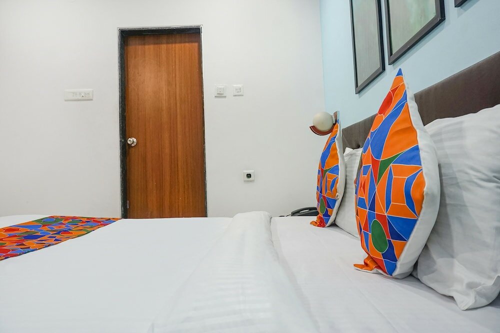 Фото Fabexpress Galaxy Hospitality