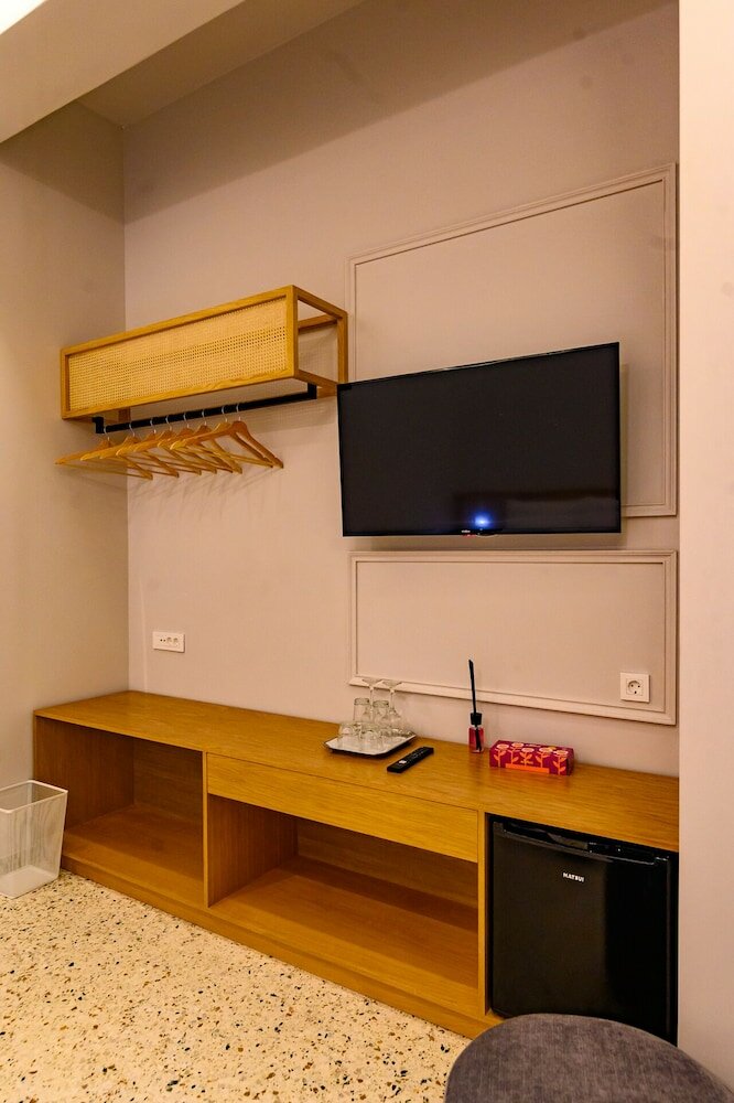 Фото A-13 Belle Athenes - Luxury Rooms at Monastiraki Railway Station
