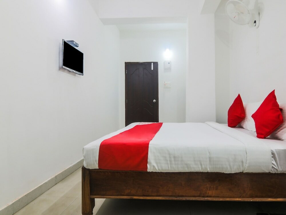 Фото Oyo Flagship 15828 Neexotica