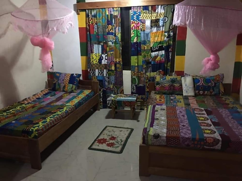 Фото Akomapa Village