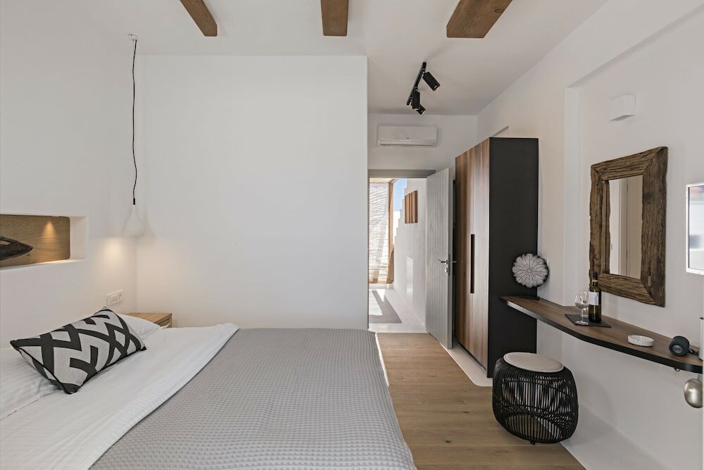 Фото 3 Elements by Stylish Stays