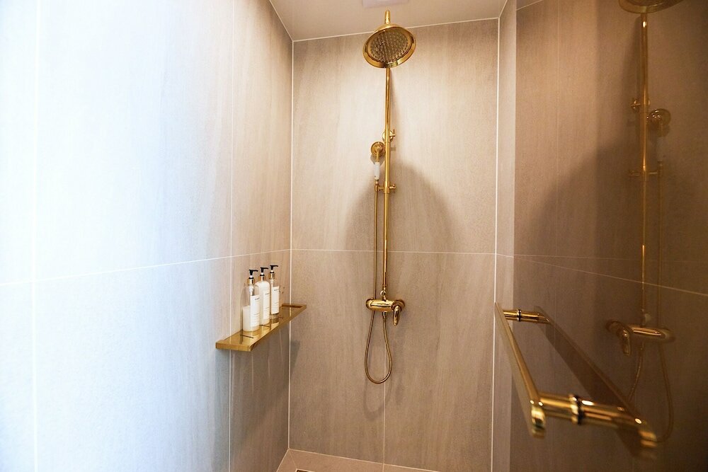 Фото Grand Bern Hotel