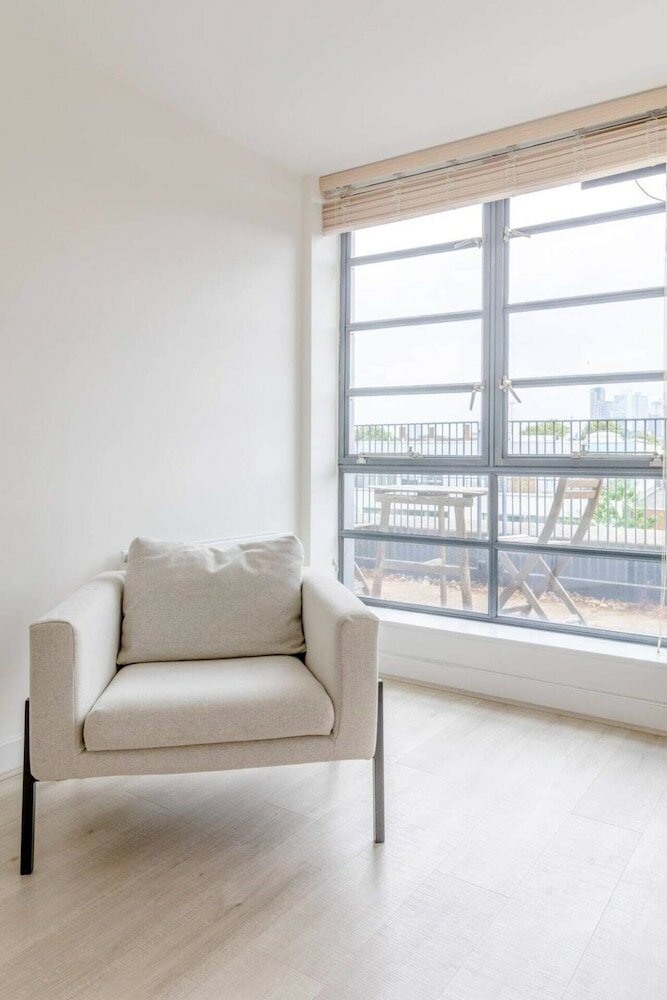 Фото Serene 1bd Canal-side Flat w Terrace - Haggerston